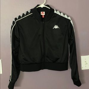 Cropped kappa zip up